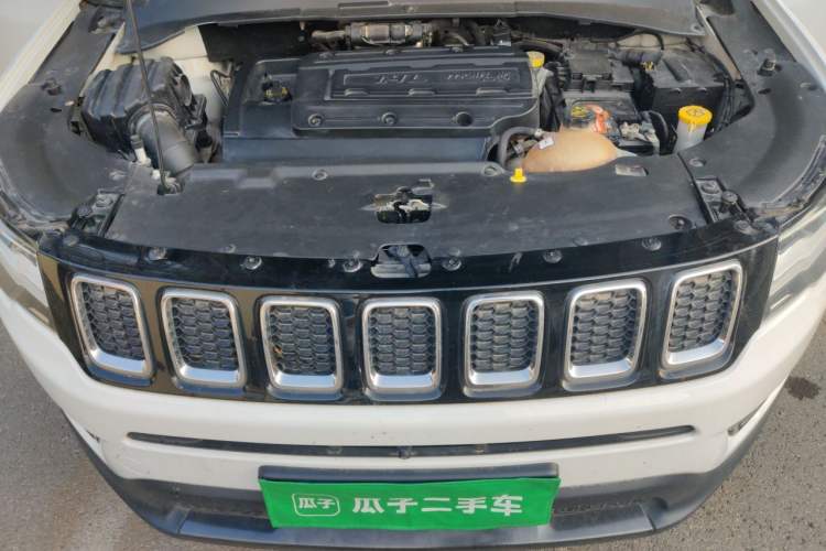 Used Jeep Compass 2017 200T Automatic Prestige Edition Engine Bay