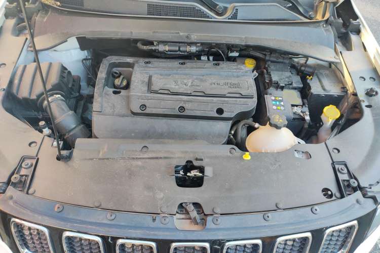 Used Jeep Compass 2017 200T Manual Enjoy Edition Engine Bay