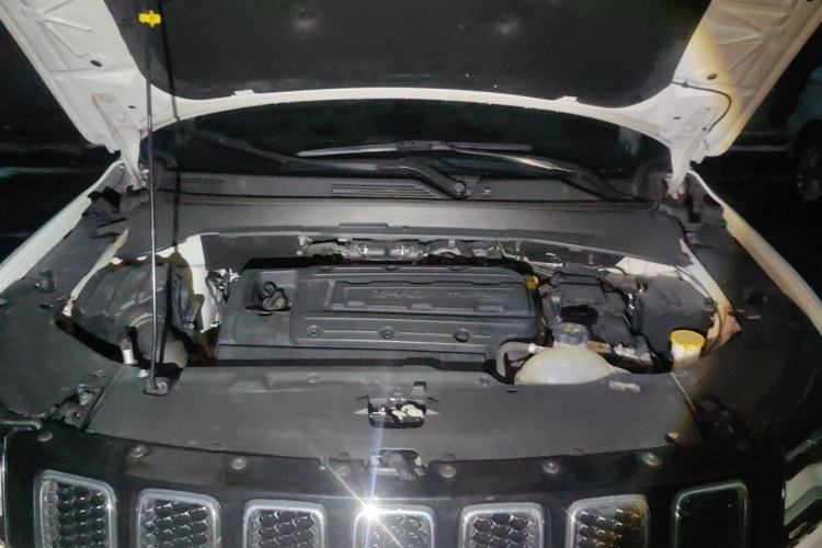 Used Jeep Compass 2017 200T Automatic Family Edition Engine Bay