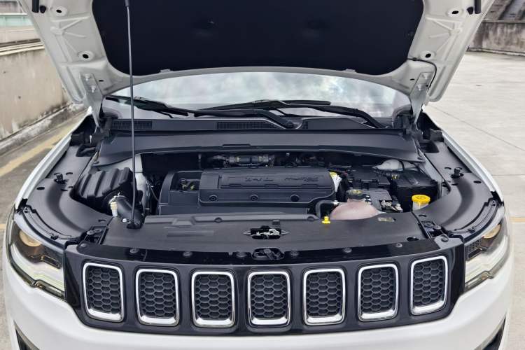 Used Jeep Compass 2017 200T Automatic Enjoyment Version Engine Bay