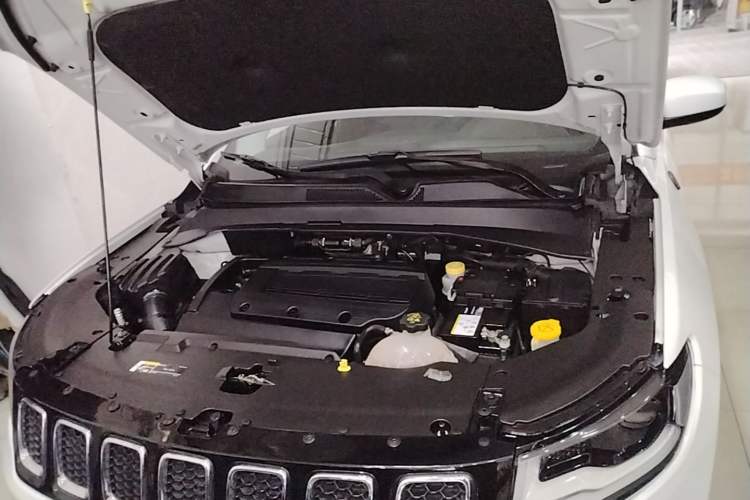 Used Jeep Compass 2017 200T Automatic Family Edition Engine Bay