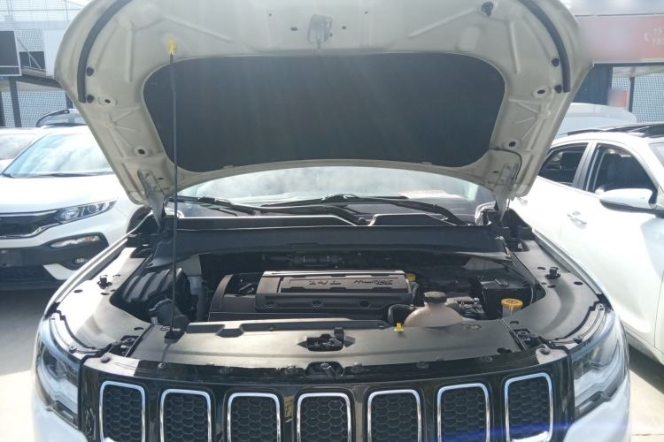 Used Jeep Compass 2017 200T Automatic Family Edition Engine Bay