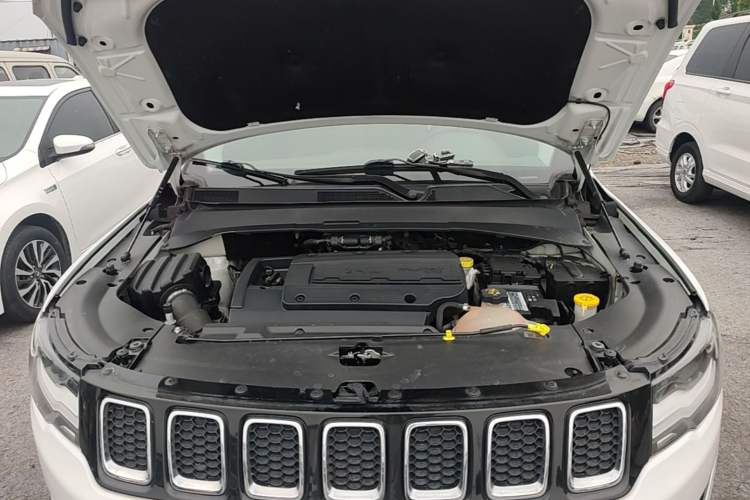 Used Jeep Compass 2017 200T Automatic Family Edition Engine Bay