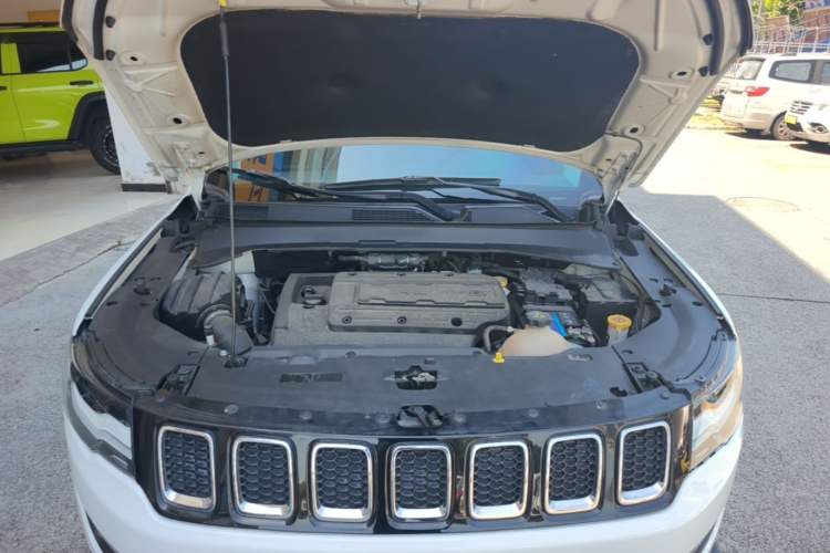 Used Jeep Compass 2017 200T Automatic Family Edition Engine Bay