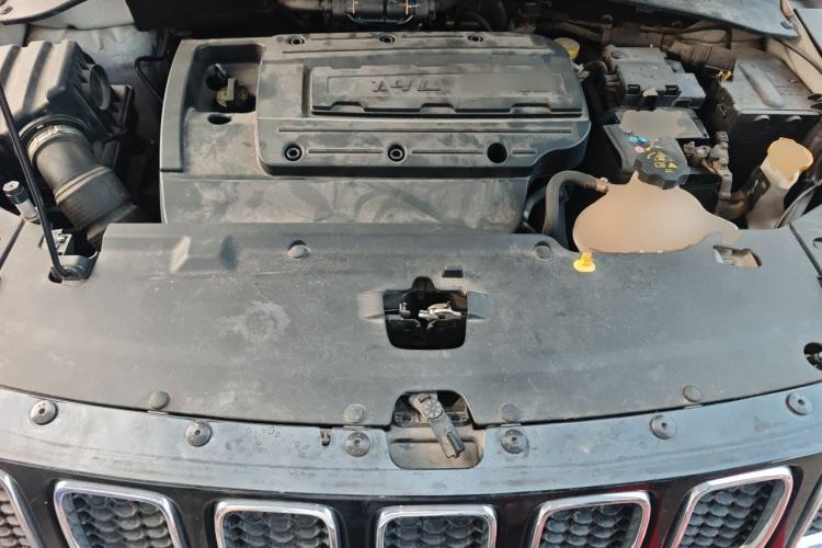 Used Jeep Compass 2017 200T Automatic Family Edition Engine Bay