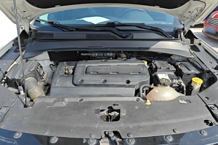 Used Jeep Compass 2017 200T Automatic Family Edition Engine Bay