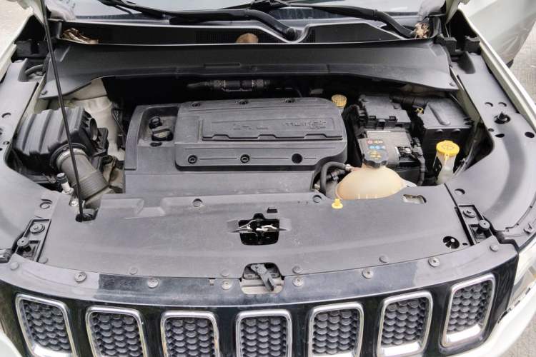 Used Jeep Compass 2017 200T Automatic Family Edition Engine Bay