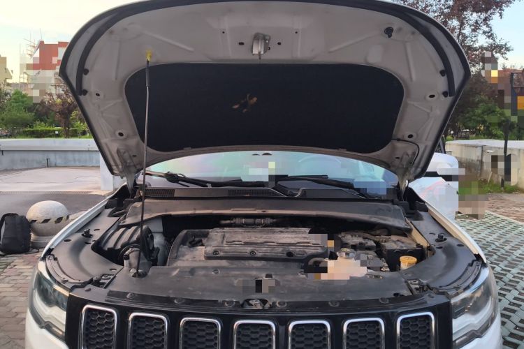 Used Jeep Compass 2017 200T Automatic Family Edition Engine Bay