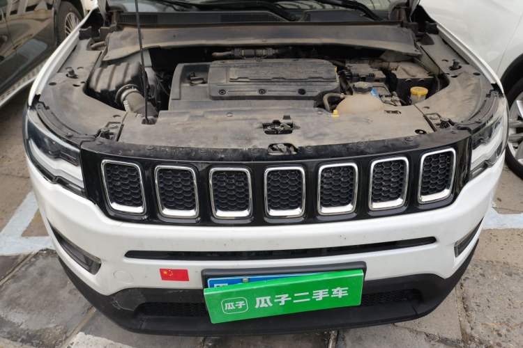 Used Jeep Compass 2017 200T Automatic Family Edition Engine Bay