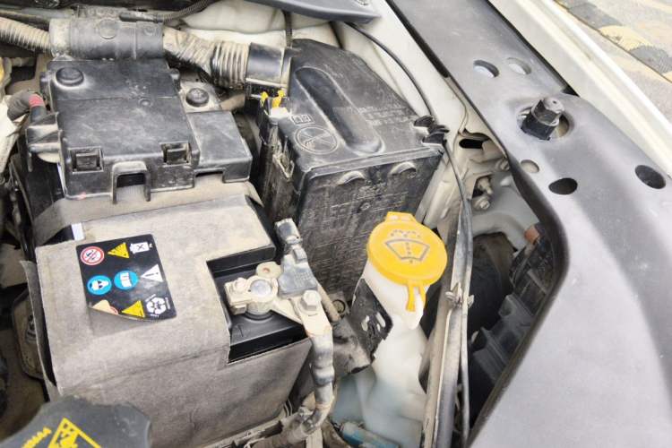 Used Jeep Compass 2017 200T Automatic Family Edition Engine Bay Left