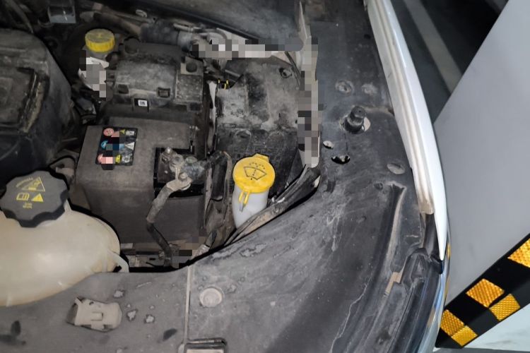 Used Jeep Compass 2017 200T Automatic Family Edition Engine Bay Left