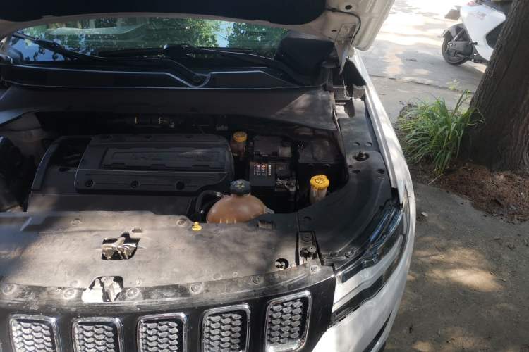 Used Jeep Compass 2017 200T Automatic Family Edition Engine Bay Left
