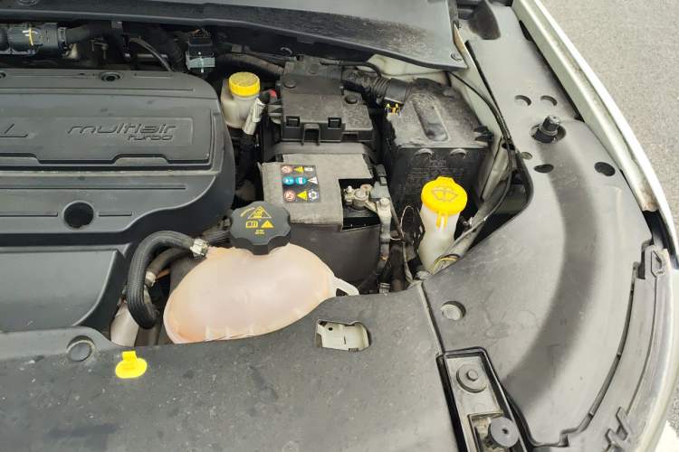 Used Jeep Compass 2017 200T Automatic Family Edition Engine Bay Left