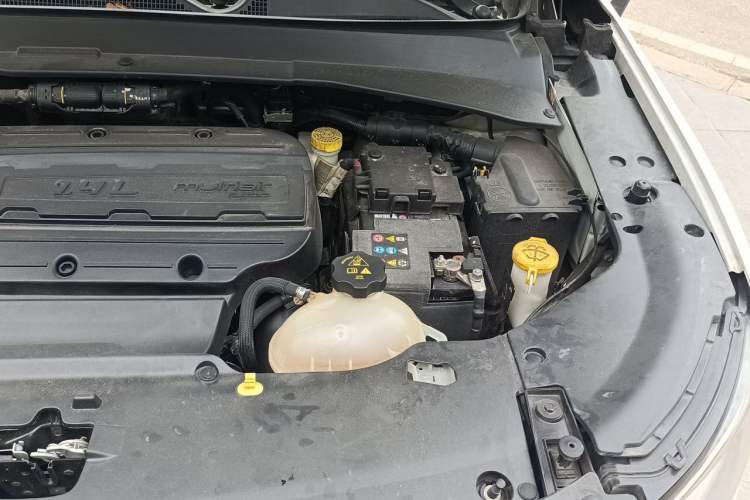 Used Jeep Compass 2017 200T Automatic Family Edition Engine Bay Left