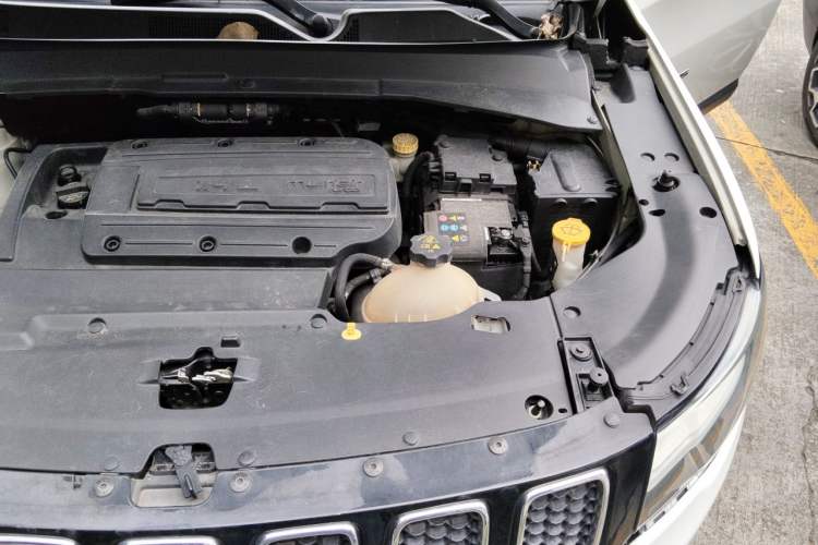 Used Jeep Compass 2017 200T Automatic Family Edition Engine Bay Left