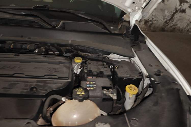 Used Jeep Compass 2017 200T Automatic Family Edition Engine Bay Left