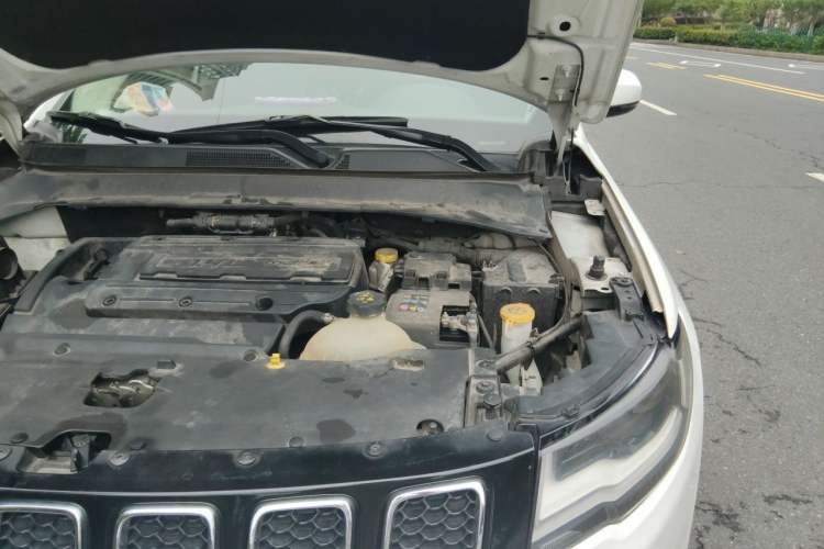 Used Jeep Compass 2017 200T Automatic Family Edition Engine Bay Left