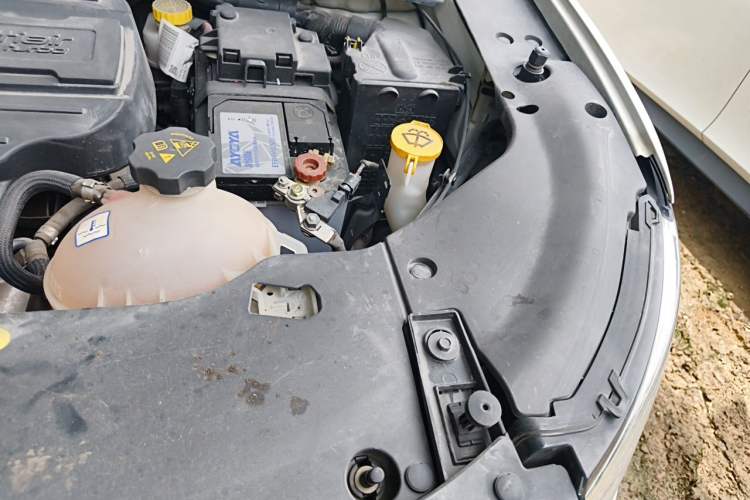 Used Jeep Compass 2017 200T Automatic Family Edition Engine Bay Left