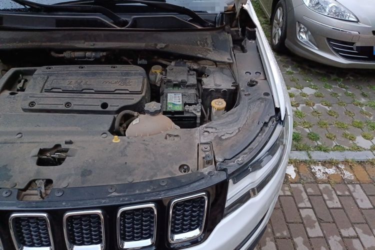 Used Jeep Compass 2017 200T Automatic Family Edition Engine Bay Left