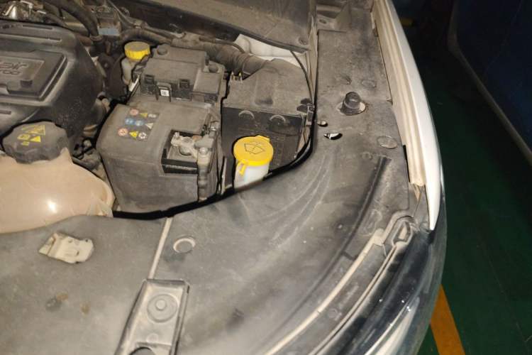 Used Jeep Compass 2017 200T Automatic Family Edition Engine Bay Left