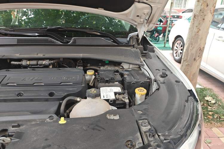 Used Jeep Compass 2017 200T Automatic Family Edition Engine Bay Left