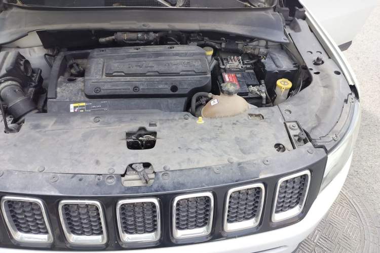Used Jeep Compass 2017 200T Automatic Enjoyment Edition Engine Bay Left