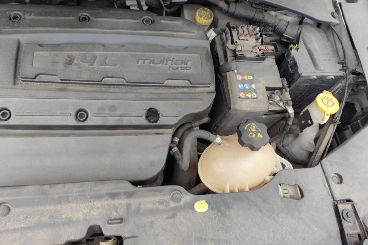 Used Jeep Compass 2017 200T Automatic Family Edition Engine Bay Left