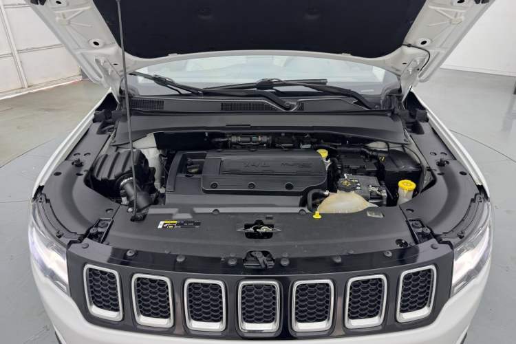Used Jeep Compass 2017 200T Automatic Prestige Edition Engine Bay
