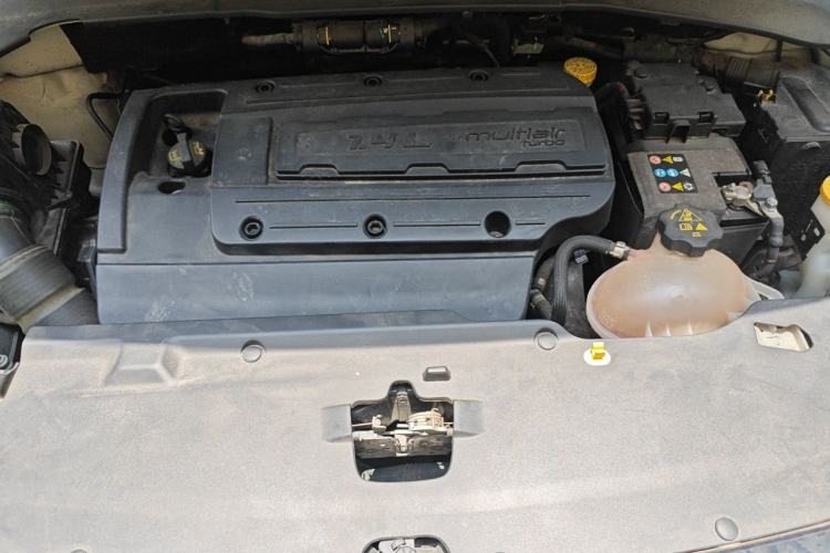 Used Jeep Compass 2017 200T Automatic Enjoyment Version Engine Bay