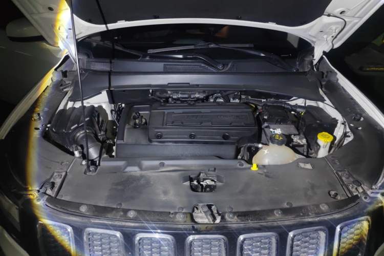 Used Jeep Compass 2017 200T Automatic Family Edition Engine Bay