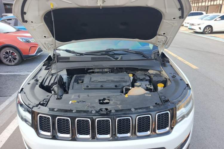 Used Jeep Compass 2017 200T Automatic Enjoyment Version Engine Bay