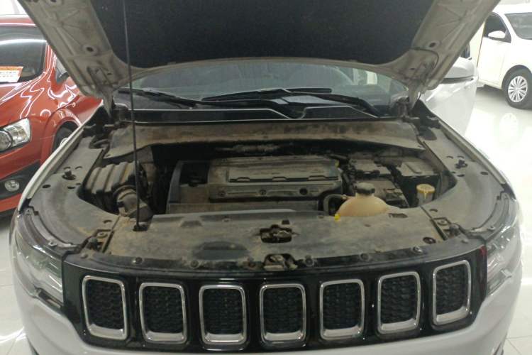 Used Jeep Compass 2017 200T Automatic Family Edition Engine Bay