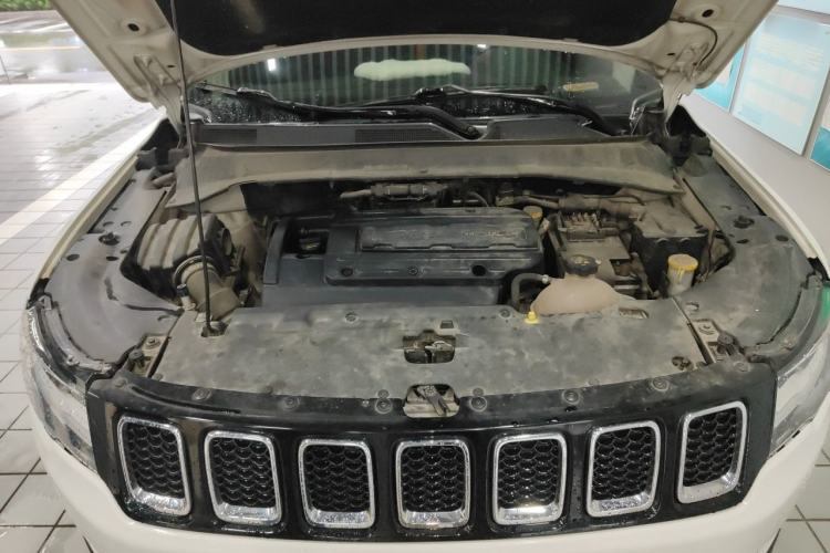 Used Jeep Compass 2017 200T Automatic Family Edition Engine Bay