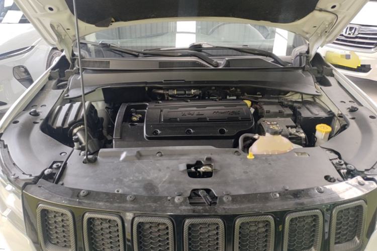 Used Jeep Compass 2017 200T Automatic Family Edition Engine Bay