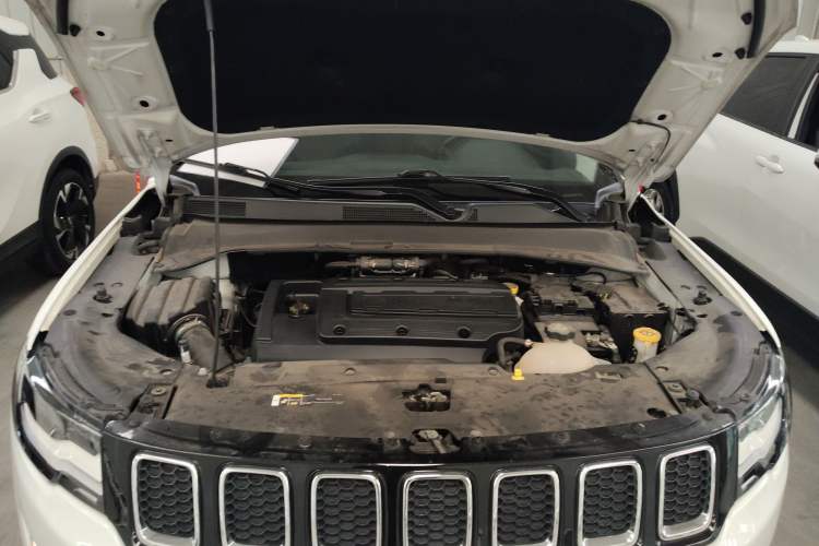 Used Jeep Compass 2017 200T Automatic Family Edition Engine Bay
