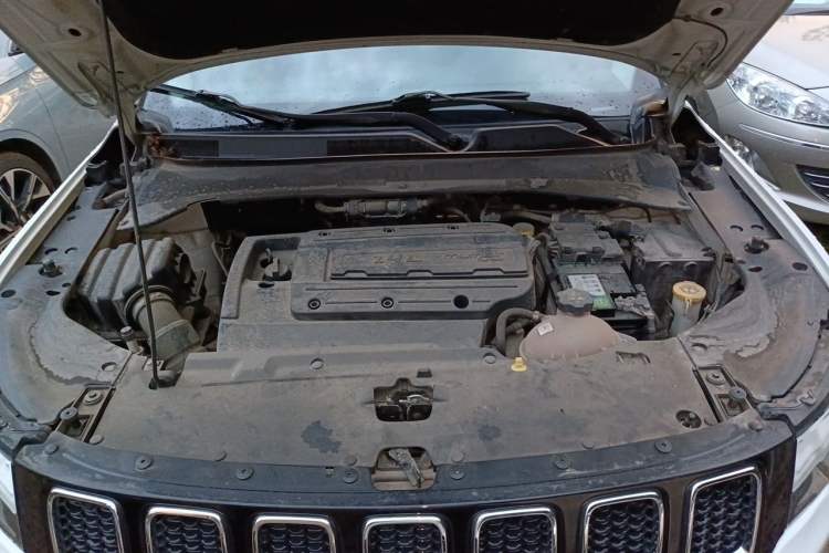 Used Jeep Compass 2017 200T Automatic Family Edition Engine Bay
