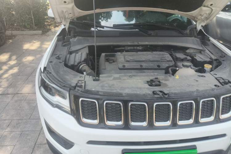 Used Jeep Compass 2017 200T Automatic Family Edition Engine Bay Right