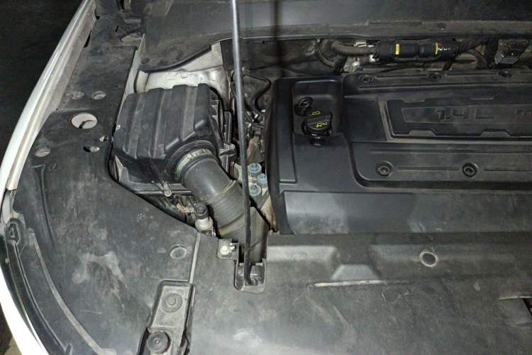 Used Jeep Compass 2017 200T Automatic Family Edition Engine Bay Right