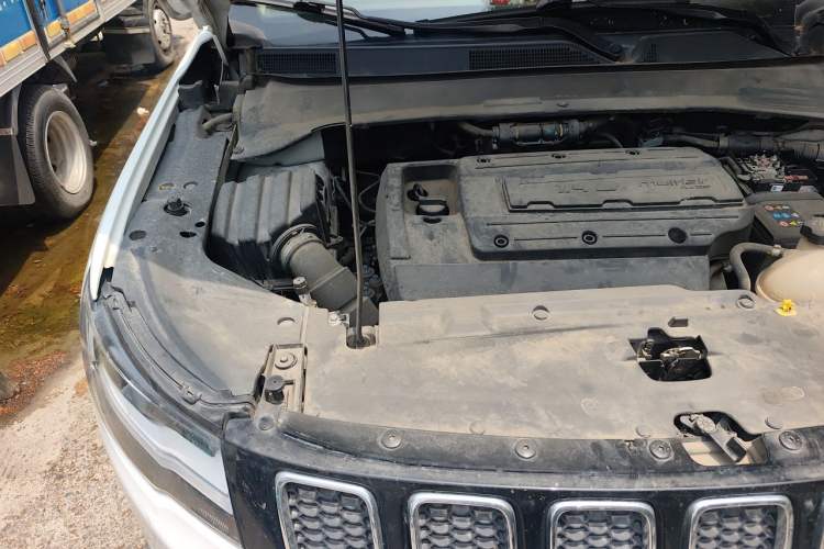 Used Jeep Compass 2017 200T Automatic Enjoyment Version Engine Bay Right