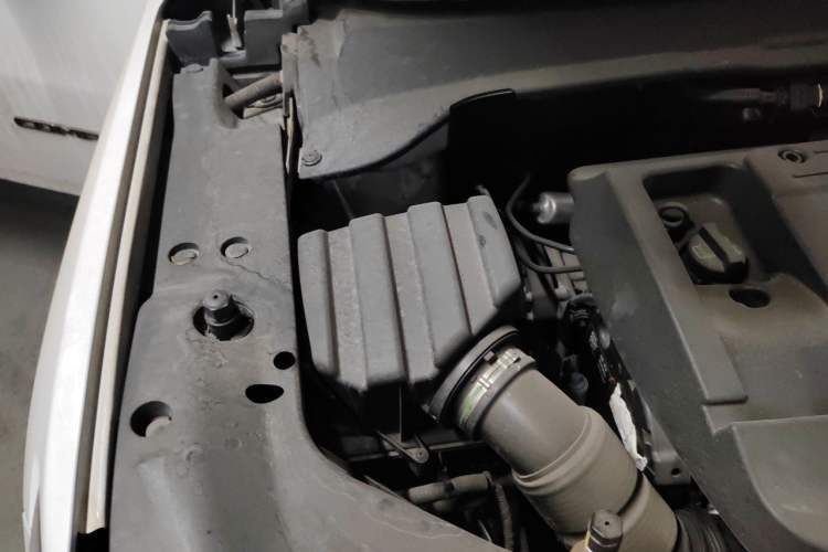 Used Jeep Compass 2017 200T Automatic Family Edition Engine Bay Right