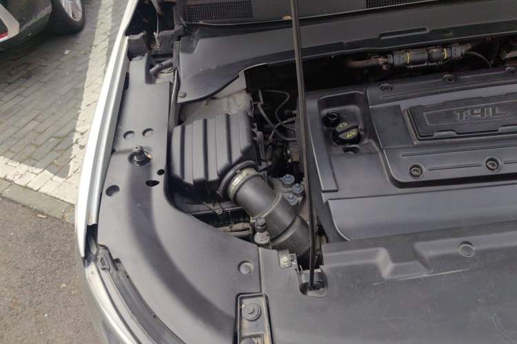 Used Jeep Compass 2017 200T Automatic Prestige Edition Engine Bay Right