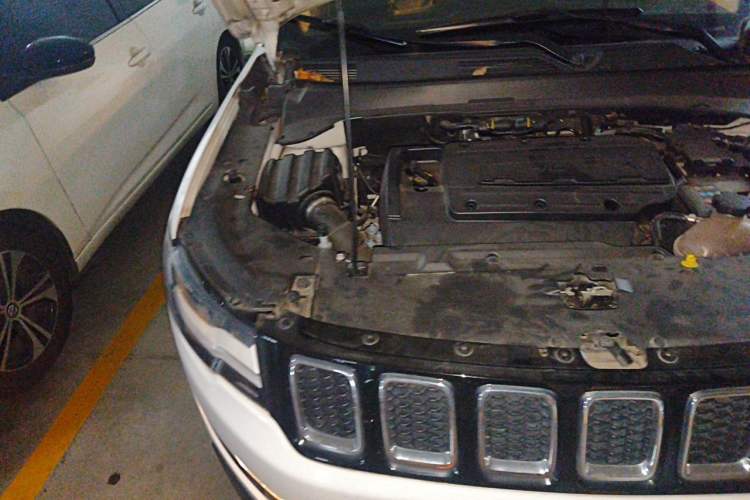 Used Jeep Compass 2017 200T Automatic Family Edition Engine Bay Right