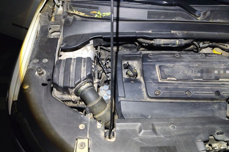 Used Jeep Compass 2017 200T Automatic Family Edition Engine Bay Right