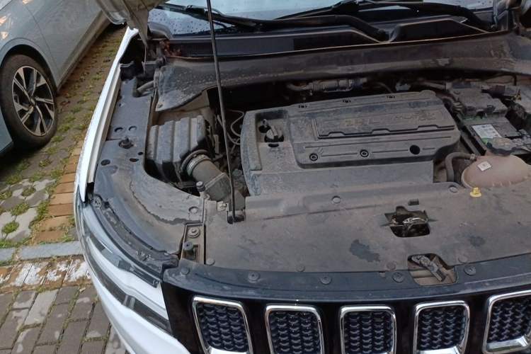Used Jeep Compass 2017 200T Automatic Family Edition Engine Bay Right
