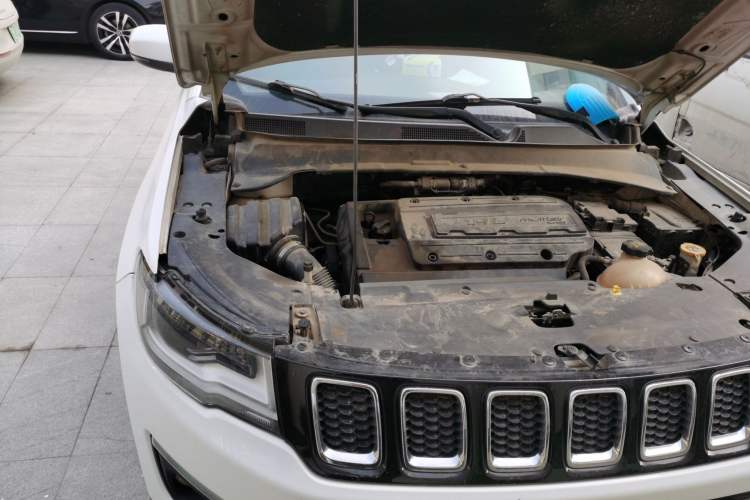 Used Jeep Compass 2017 200T Automatic Family Edition Engine Bay Right