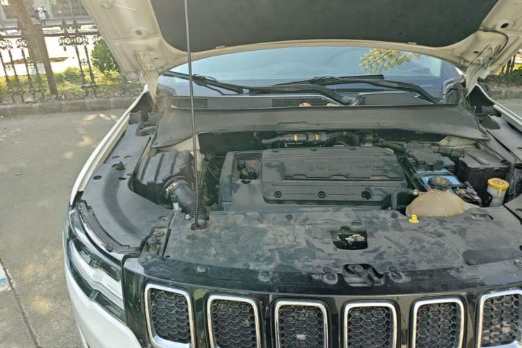 Used Jeep Compass 2017 200T Automatic Enjoyment Edition Engine Bay Right
