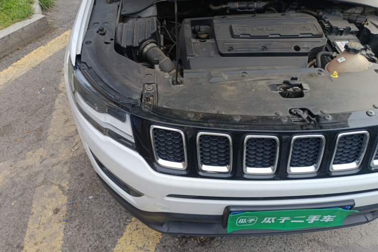 Used Jeep Compass 2017 200T Automatic Family Edition Engine Bay Right