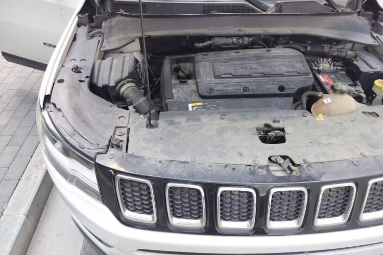 Used Jeep Compass 2017 200T Automatic Enjoyment Edition Engine Bay Right