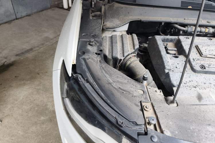 Used Jeep Compass 2017 200T Automatic Family Edition Engine Bay Right