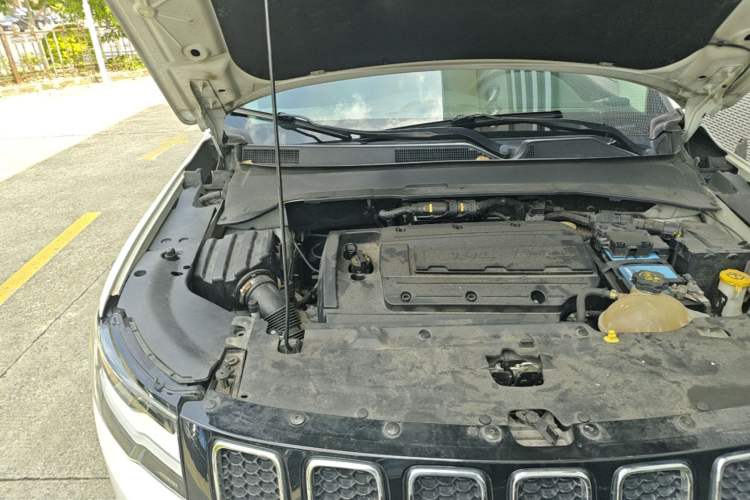 Used Jeep Compass 2017 200T Automatic Enjoyment Edition Engine Bay Right